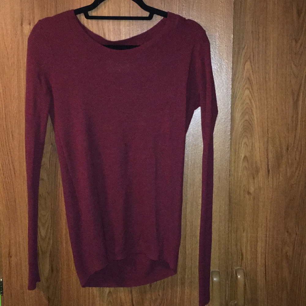Maroon pullover sweater
